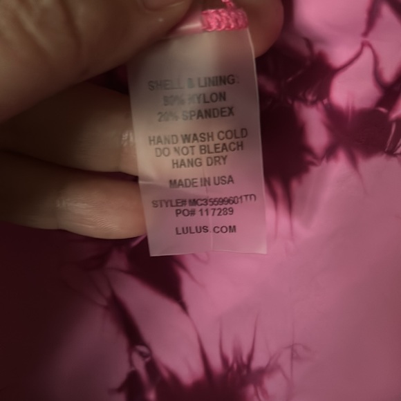 Wowza!!! Lulu's "Get it Right" tie-dye halter one piece swimsuit NWOT - Picture 6 of 7